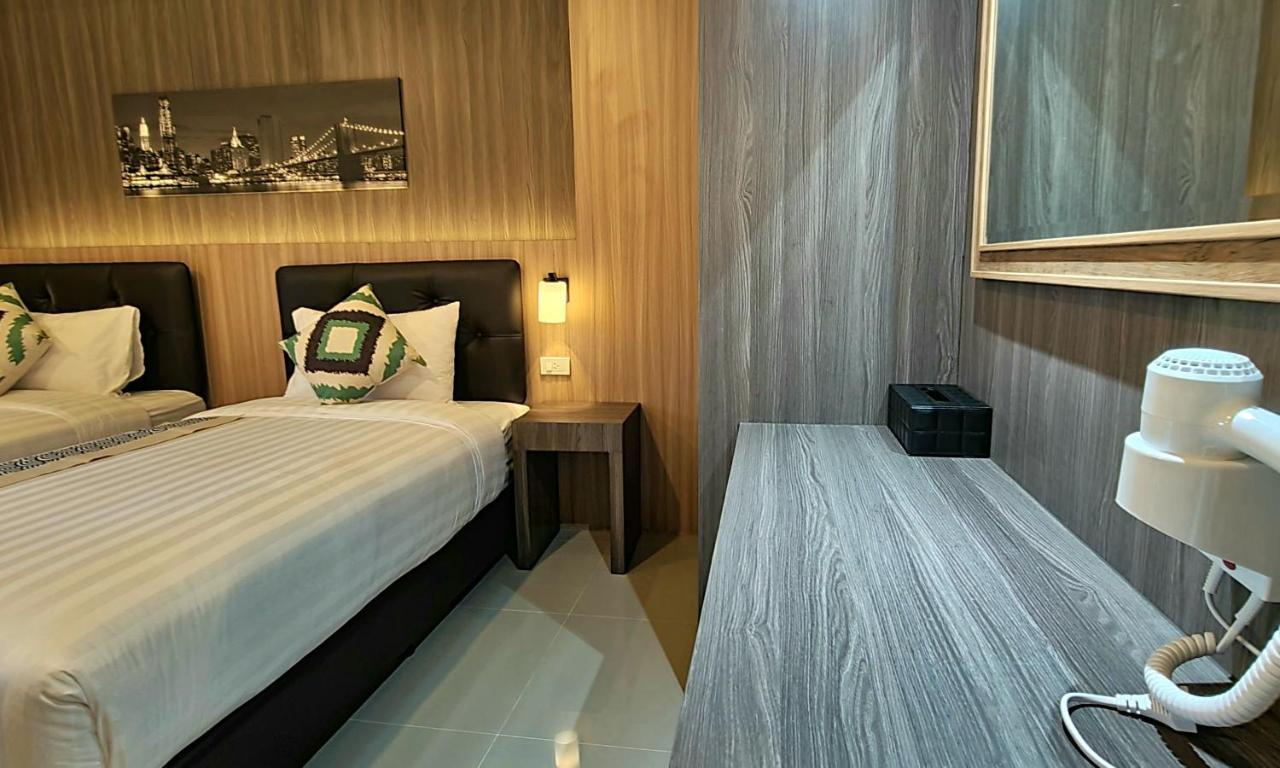 The Room Boutique Hotel Саконнакхон Экстерьер фото