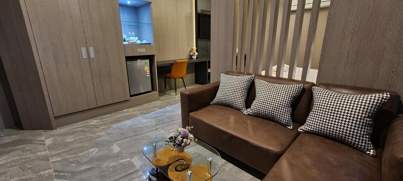 The Room Boutique Hotel Саконнакхон Экстерьер фото